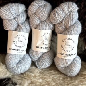 Hjeholts Uldspinderi Wool - Hand Dyed